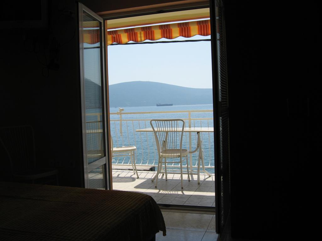 Apartments Olga Tivat Quarto foto